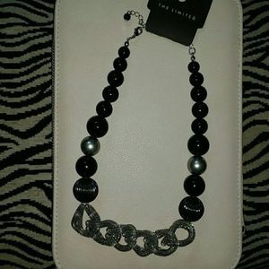Statement necklace